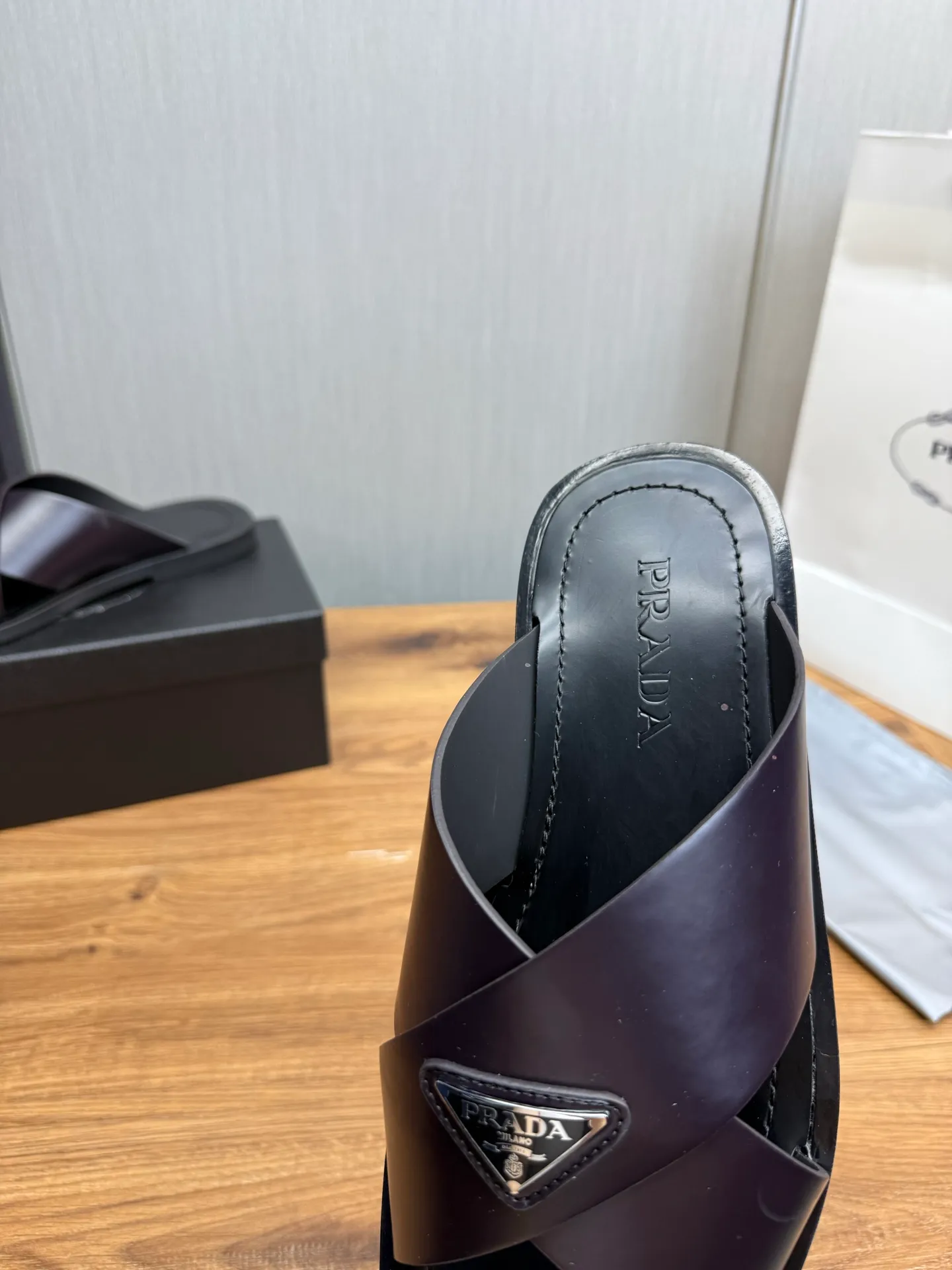 Factory price 340💰 ＰＲＡＤＡPrada - popular men's slippers hot sale 🔥 🩴Official website one to one production 38-45 sizes 45 46 🉑️Customized!
